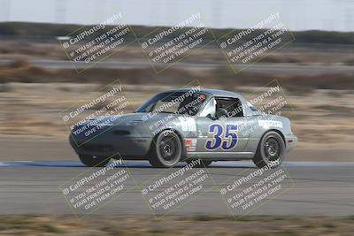 media/Nov-17-2024-CalClub SCCA (Sun) [[5252d9c58e]]/Around the Pits/